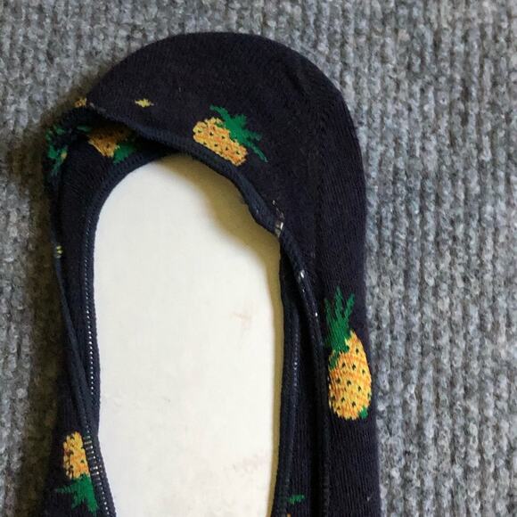 J.Crew Women's Ankle Pineapple Print No Show Socks - Picture 9 of 12
